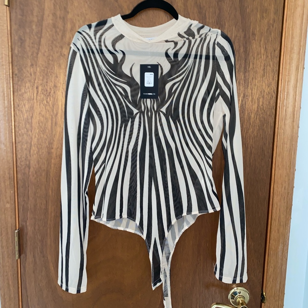 BRAND NEW! MESH BODYSUIT.